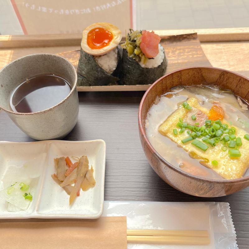 とん汁(「米屋がつくるおにぎり屋」鎌倉山米店 下北沢)