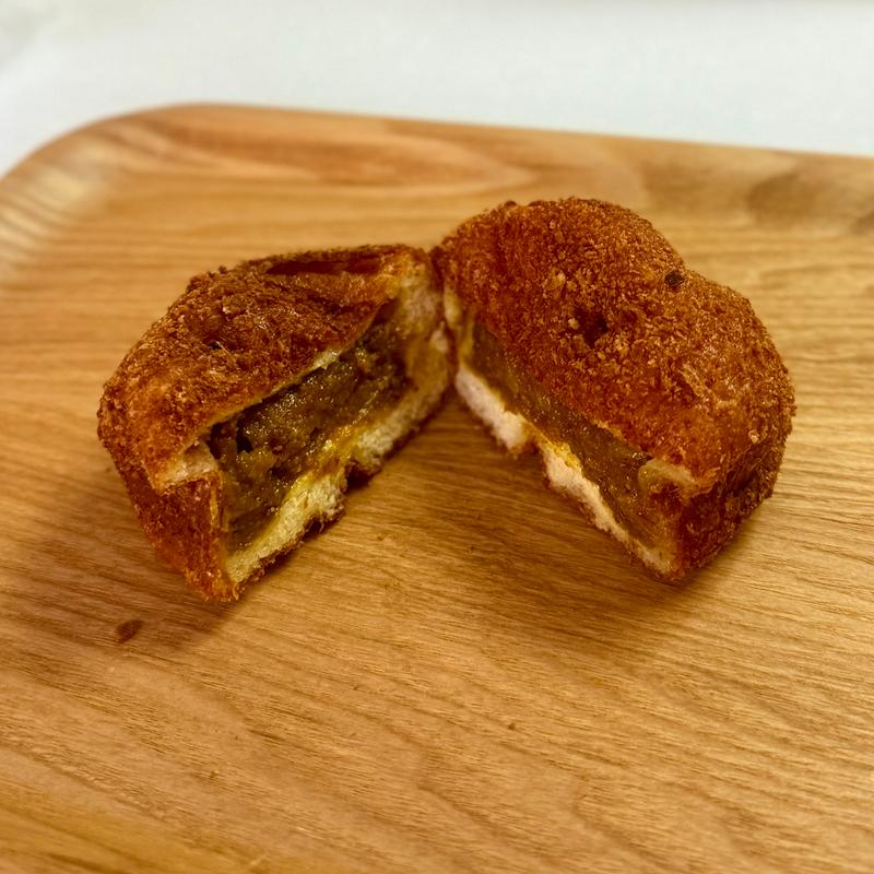 カレーパン(マニフィック ブーランジェリー)