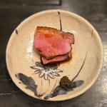 京都産「七谷鴨」のロース赤ワイン煮 塩漬けした生胡椒