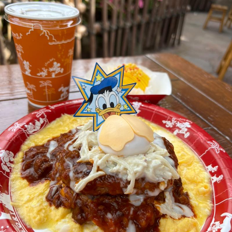 ハンバーグとハッシュドビーフのオムライス(グランマ・サラのキッチン)