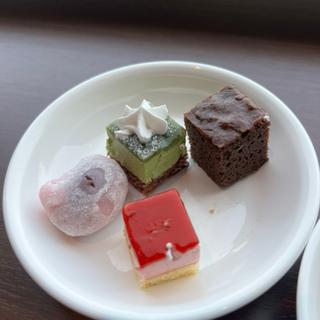 朝食ビュッフェ
