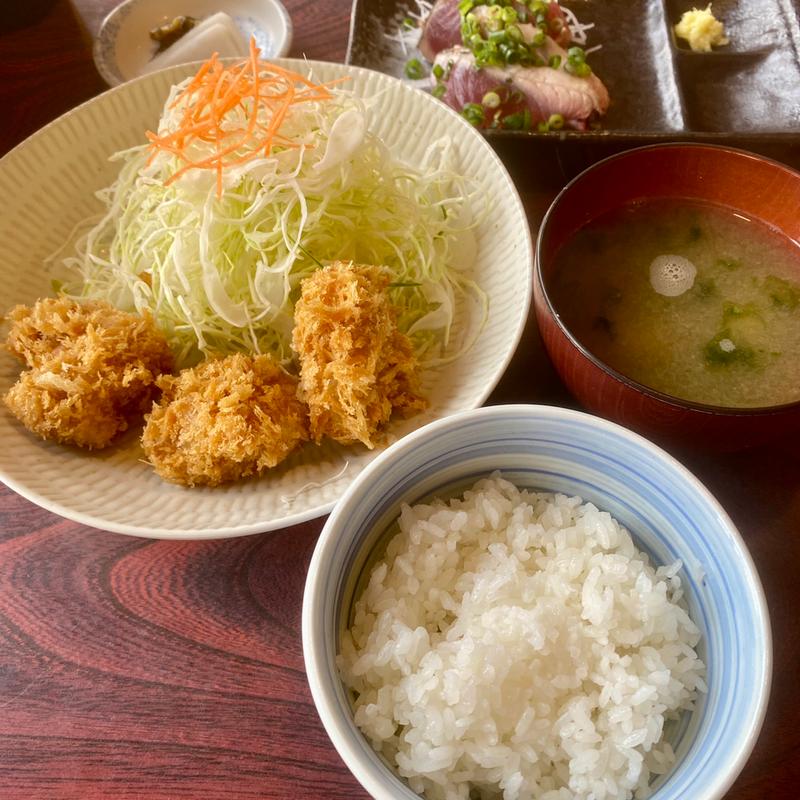 Bランチ(お刺身とヒレ一口3個）(わらしっ子)