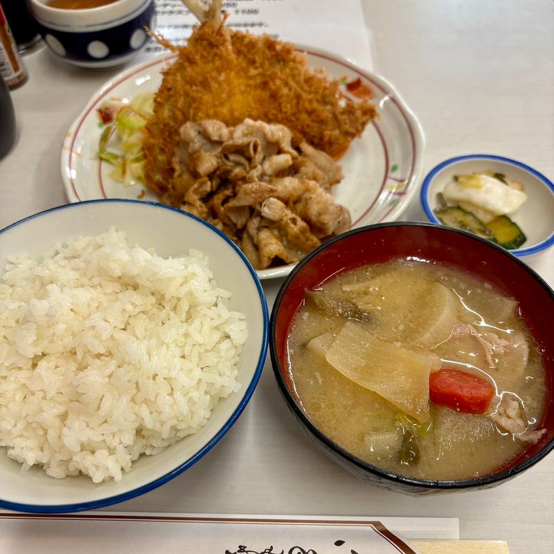 サービスランチ(伏見家)