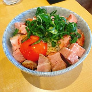 ローストポーク丼