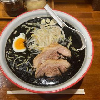 黒ラーメン(ラーメンぼのぼの)