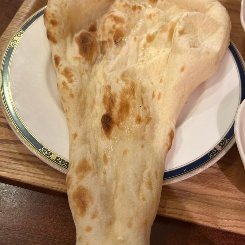 ナン(ガンジス 麹町本店)