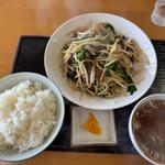 レバニラ定食