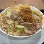 ニンニク野菜マシ大盛牛めし