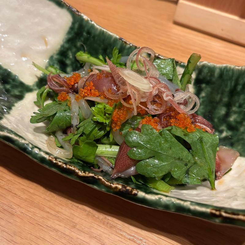 ホタルイカ・白魚・春菊和え(魚菜由良　雑魚亭)