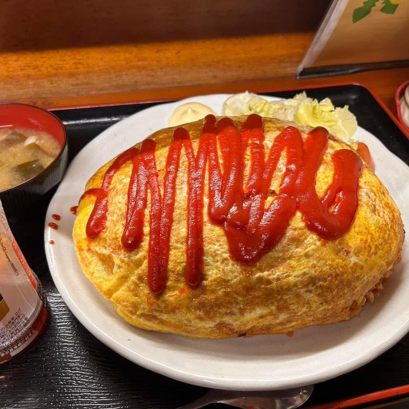 ジャンボオムライス(大衆料理 たんぽぽ)