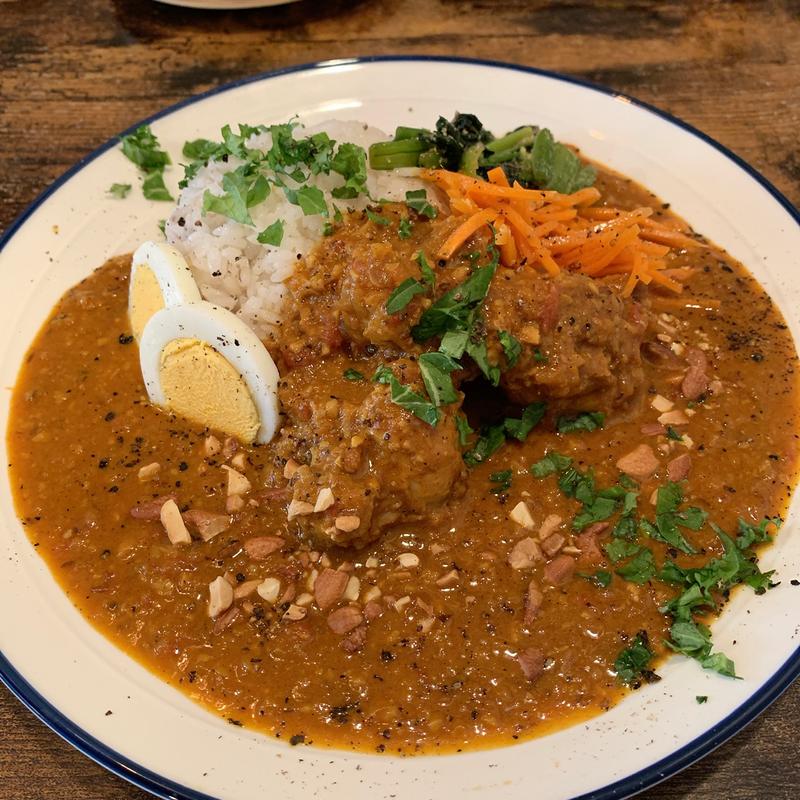 手羽元のチキンカレー(彼女のカレー)