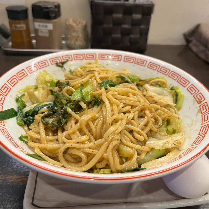 たっぷり野菜のガーリック煮干しまぜそば(限定)(博多とんこつ 豚の足跡)