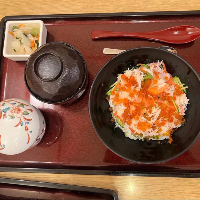 オホーツク丼　茶碗蒸し(とんでん 花畑店)