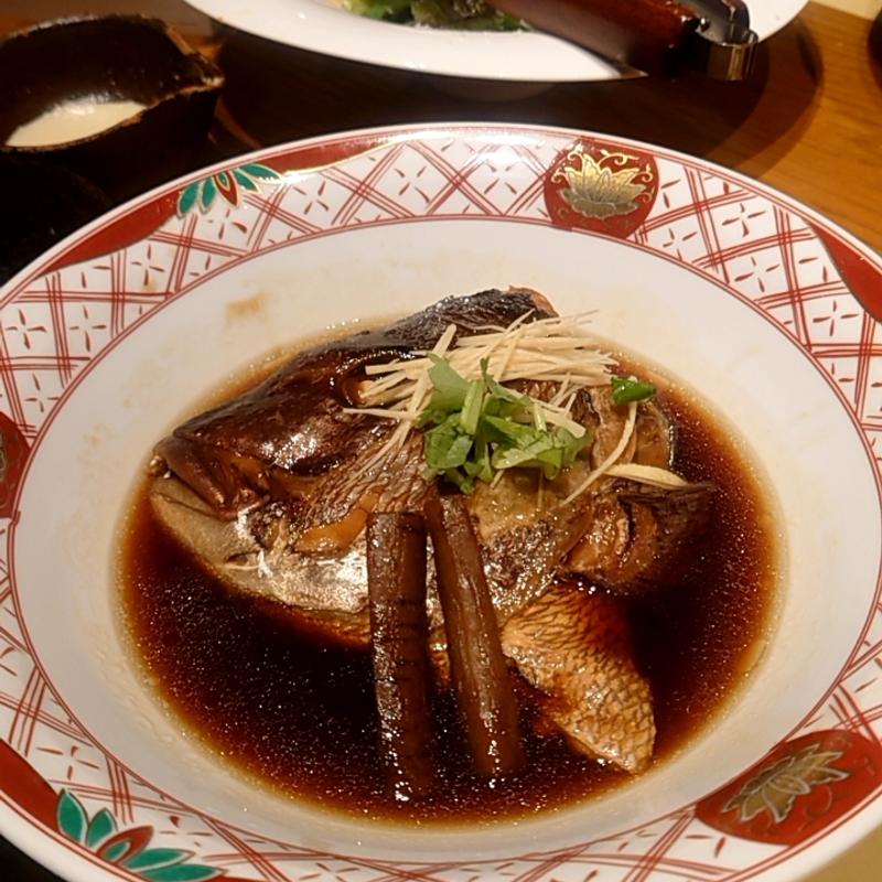 真鯛かしらのあら炊き(かどや ムスブ田町店)