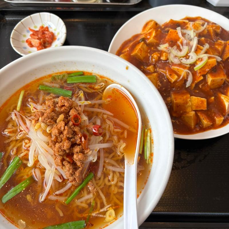 麺＋丼セット(台湾料理 家興縁)