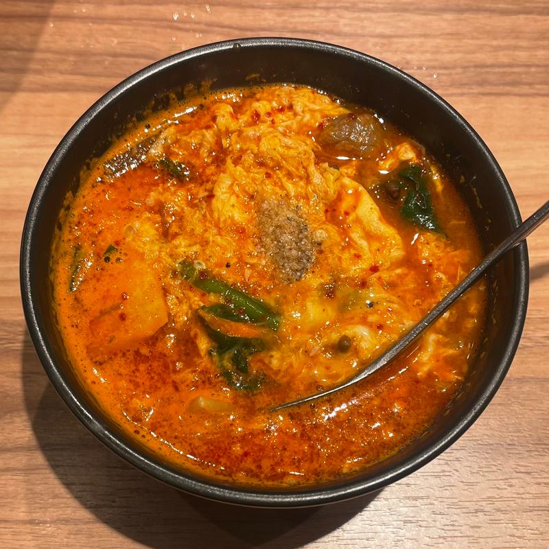 赤クッパ(Yakiniku 名もなき名店へ 一切入魂一枚売り焼肉)