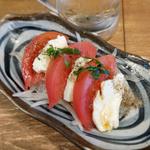 トマトとクリームチーズのカプレーゼ