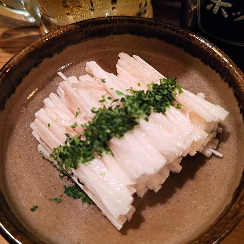 長芋千切り(立ち呑み処 まるま)