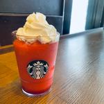THE 苺フラペチーノ