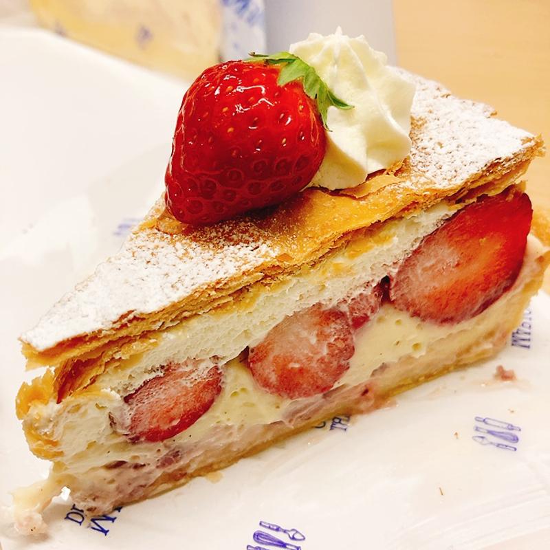 苺のミルフィーユ(マリオデザート イオンモール広島府中店 )