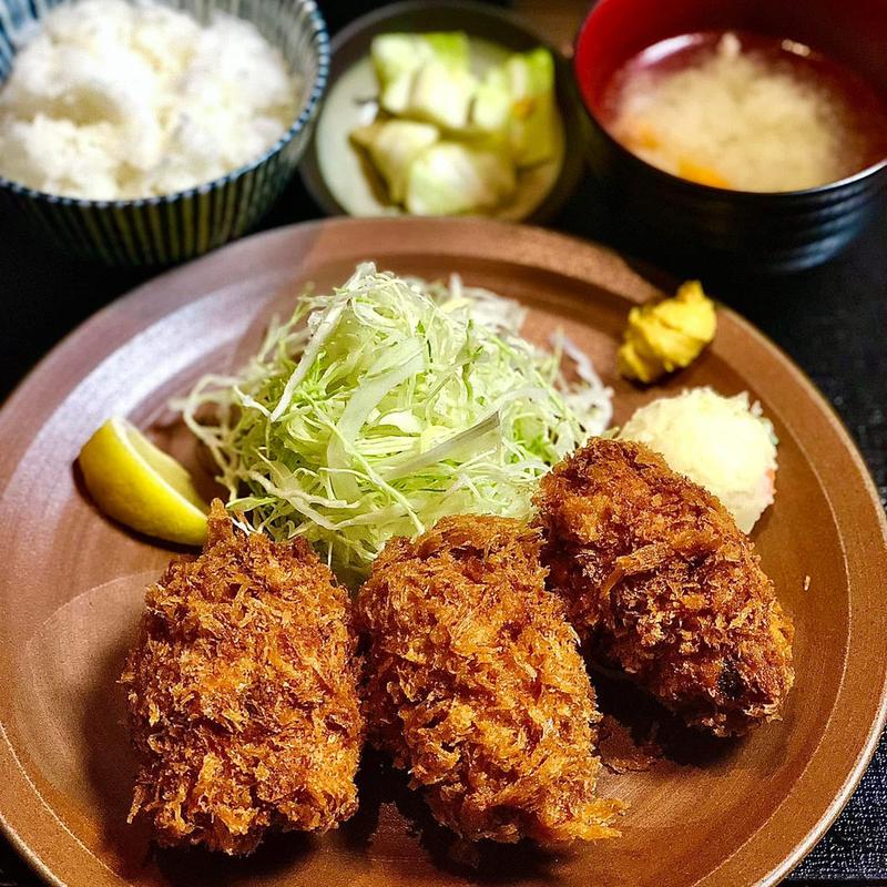 カキフライ定食（３個）(割烹 三友(さんゆう))