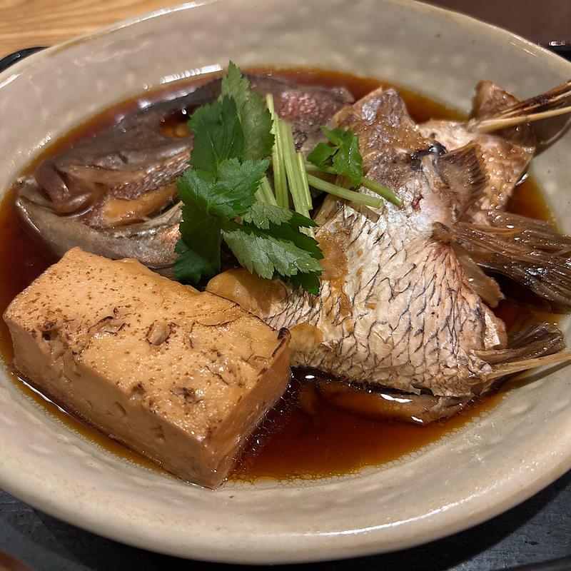 鯛のかぶと煮定食(鯛めしと和食 八十八商店 ラシック)