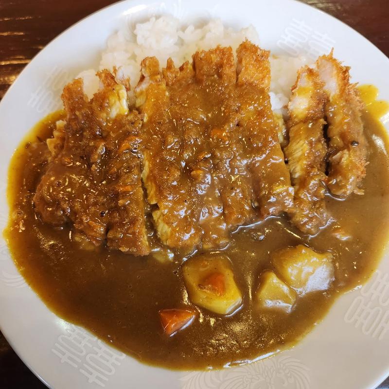 カツカレーセット(世茂利奈)