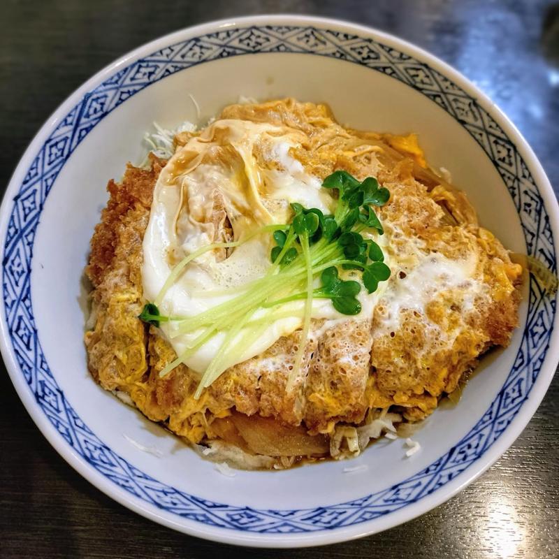 カツ煮(そば処 もりた)