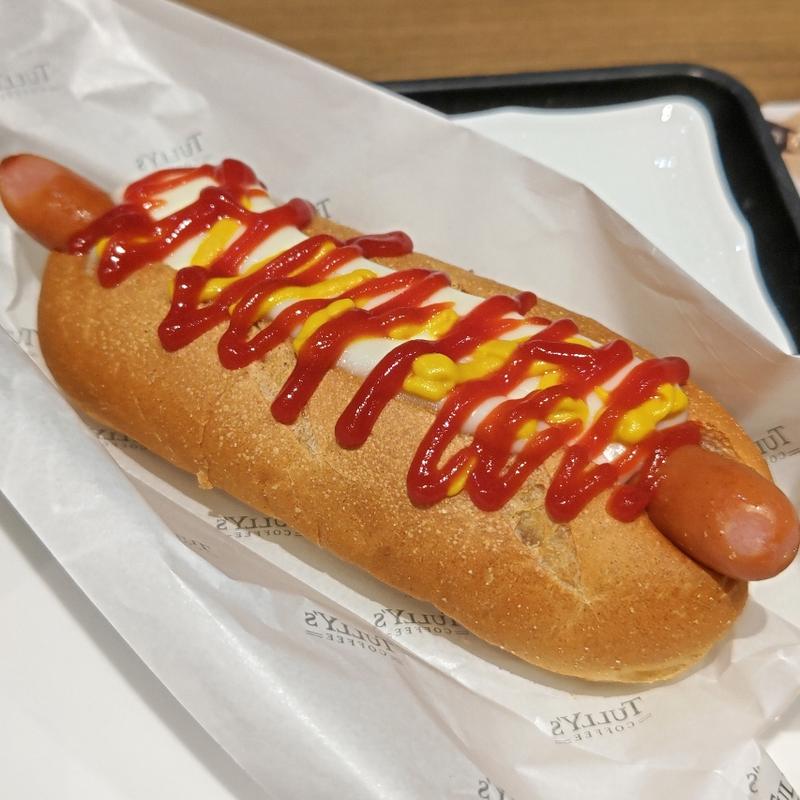 ボールパークドッグ 3種の北海道チーズメルト(タリーズコーヒー &TEA 横浜元町店)