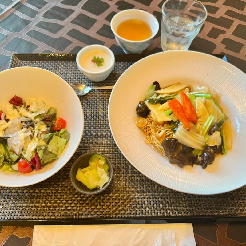 五目あんかけ焼きそばセット(中国料理 彩湖 （サイコ）)