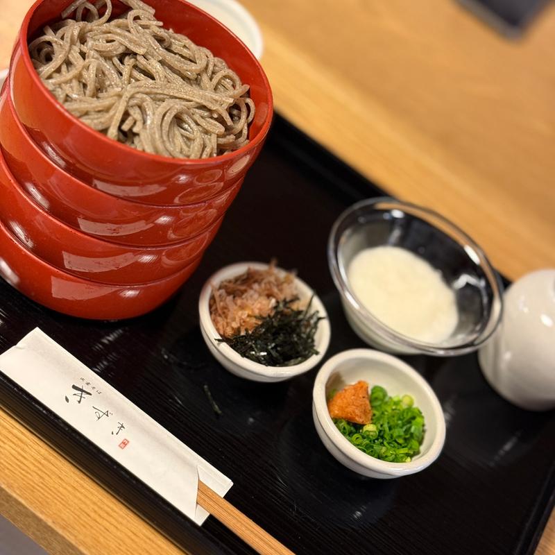 とろろ割子そば（4段）(きずき )