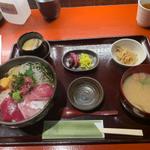 海鮮丼(傳 人形町店)
