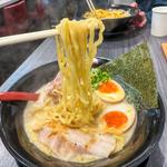牛骨味玉ラーメン(麺屋 牛次郎 名古屋駅店)