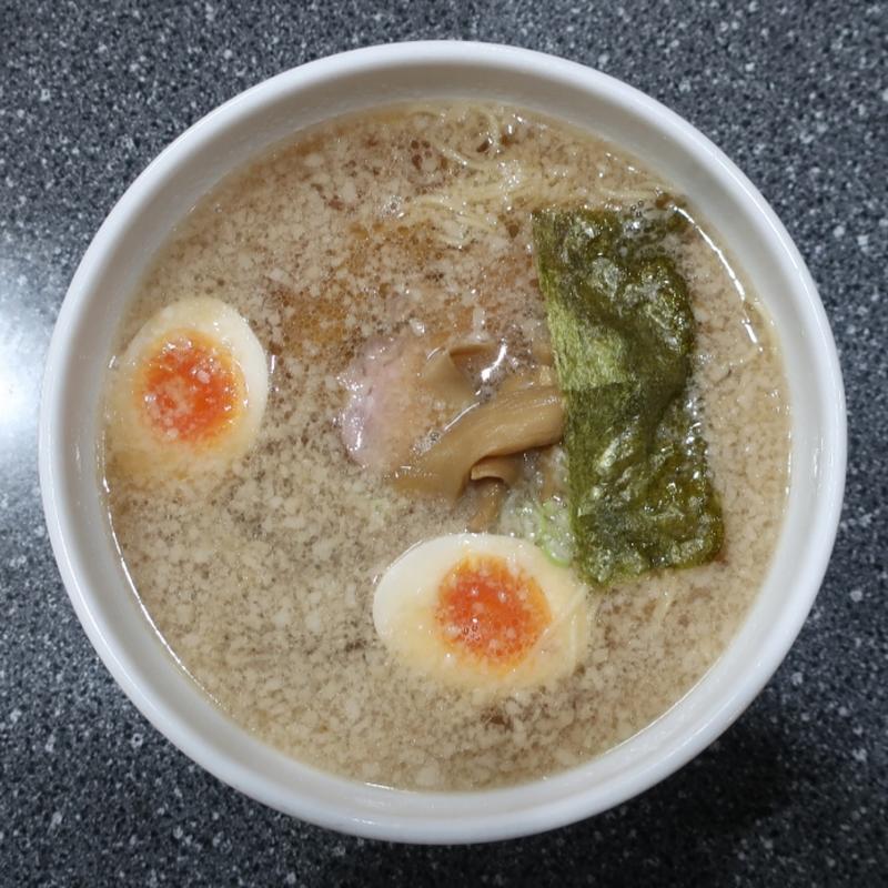 醤油らーめん(らーめん丸富)