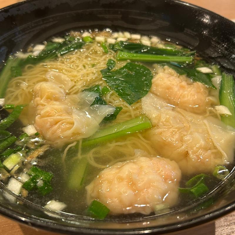 海老ワンタン麺(粤港美食 上野店)