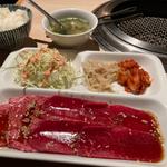 和牛カルビ・ロースランチ