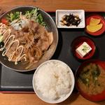 豚しょうが焼き定食(ごはん処 ゆずりはら)