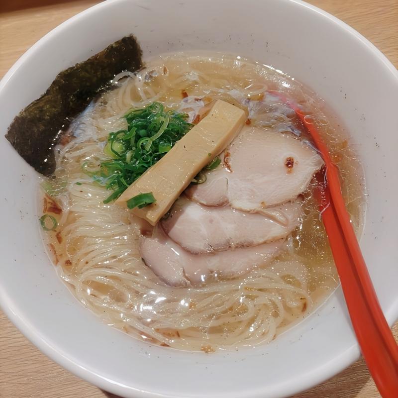 塩ラーメン(龍旗信 LEO)