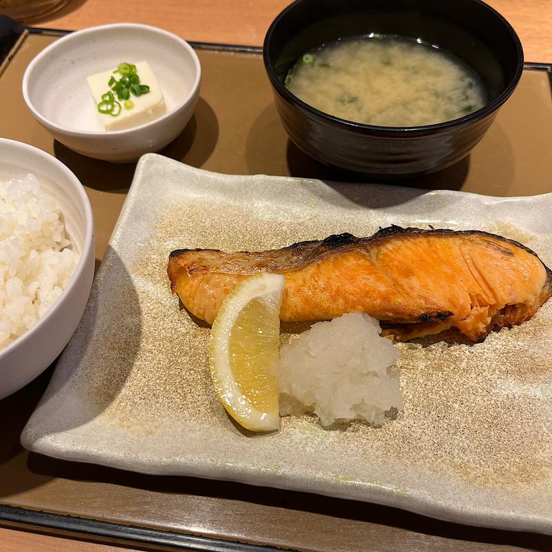 銀鮭の塩焼定食(やよい軒 四条烏丸店 )
