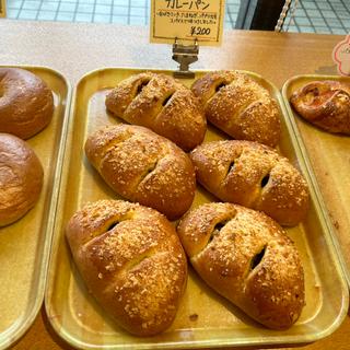 カレーパン(ホームベーカリー　リンドン )