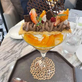 夜パフェ　柑橘ショコラ(千疋屋総本店 麻布台ヒルズ店)