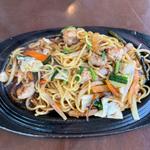ホルモン焼チャンポン　大盛