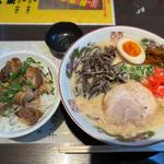 だるまラーメン+味付き半玉子+炙りチャーシュー丼(濃厚豚骨ラーメン だるま一家宇都宮分店)