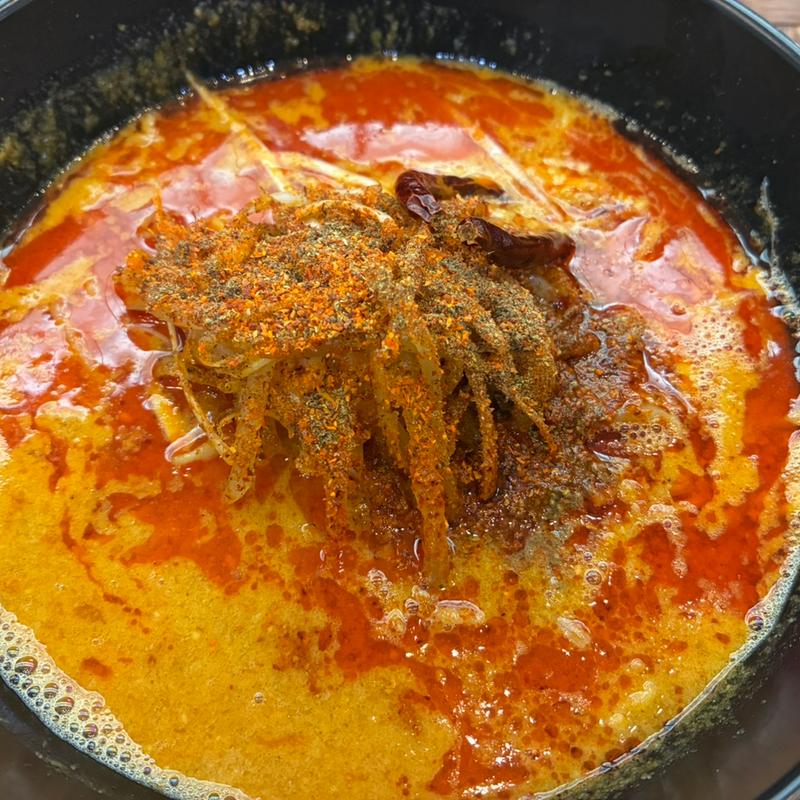 麻辣担々麺小籠包セット(京鼎樓小館(ジンディンロウショウカン) ラゾーナ川崎プラザ店)