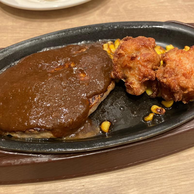 鉄板バーグ&からあげ(ガスト ららテラスＴＯＫＹＯ−ＢＡＹ店)