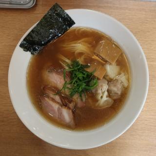 肉ワンタンメン2個
