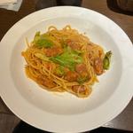 チョリソーウィンナーと春キャベツのトマトクリームソース(イタリアン ダイニングバー エスタリア)