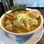 ワンタン麺