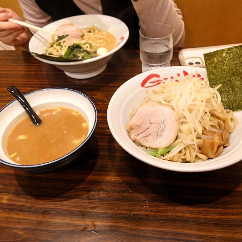 つけ麺(横浜家系ラーメン 吟家 旭店)