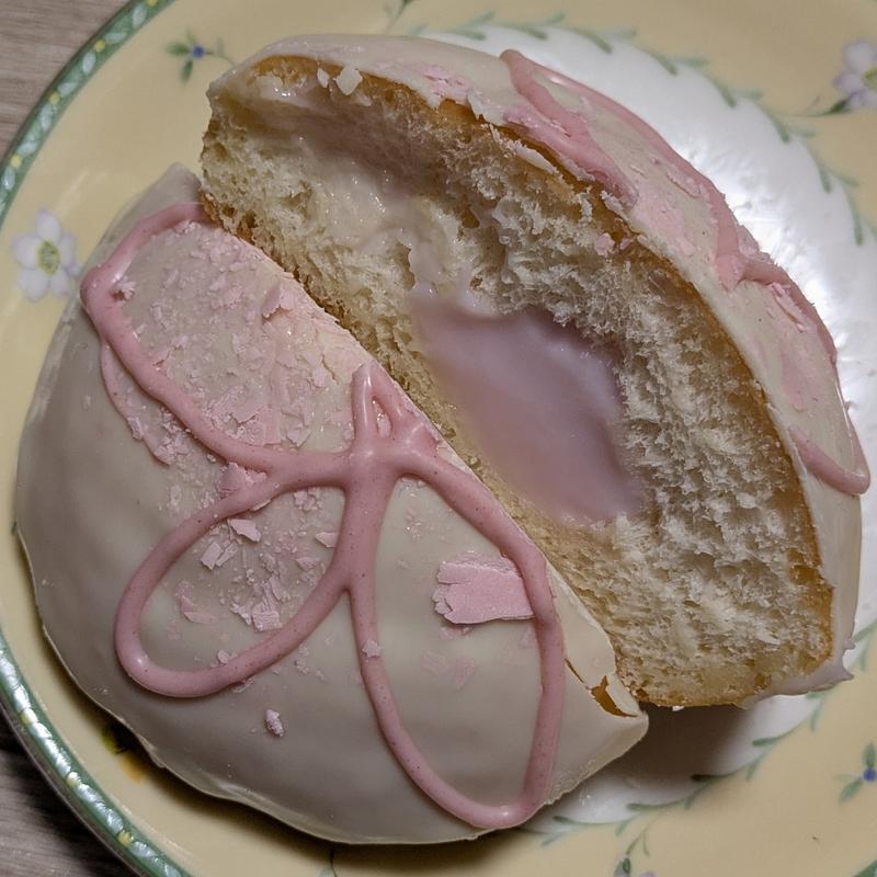 さくら(クリスピー・クリーム・ドーナツ　アトレ川崎店 )